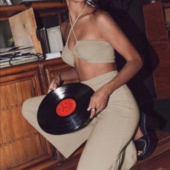 Princess Polly Beige Pants and Crop Top Set * New - Picture 2 of 12